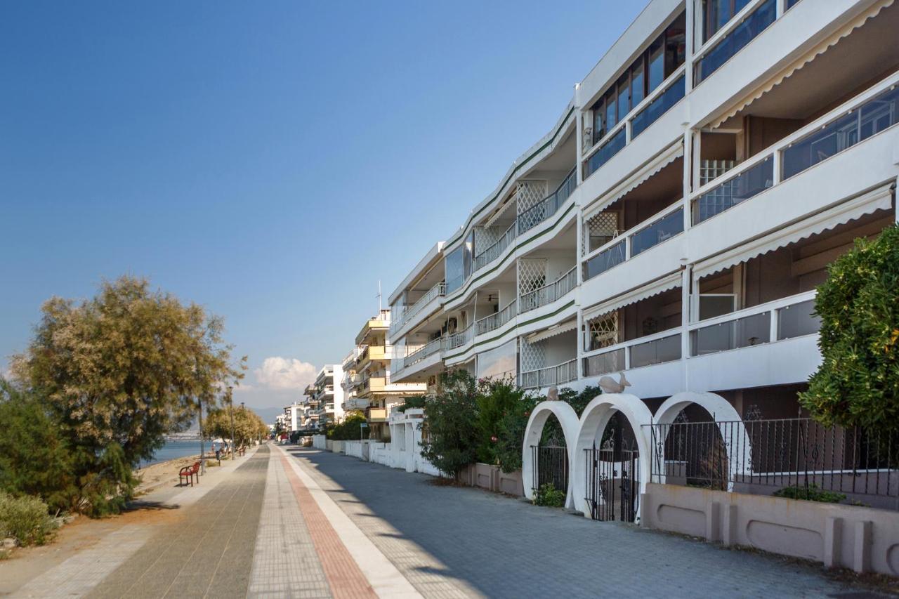 Metaxa Seafront Apartment Peraía Buitenkant foto