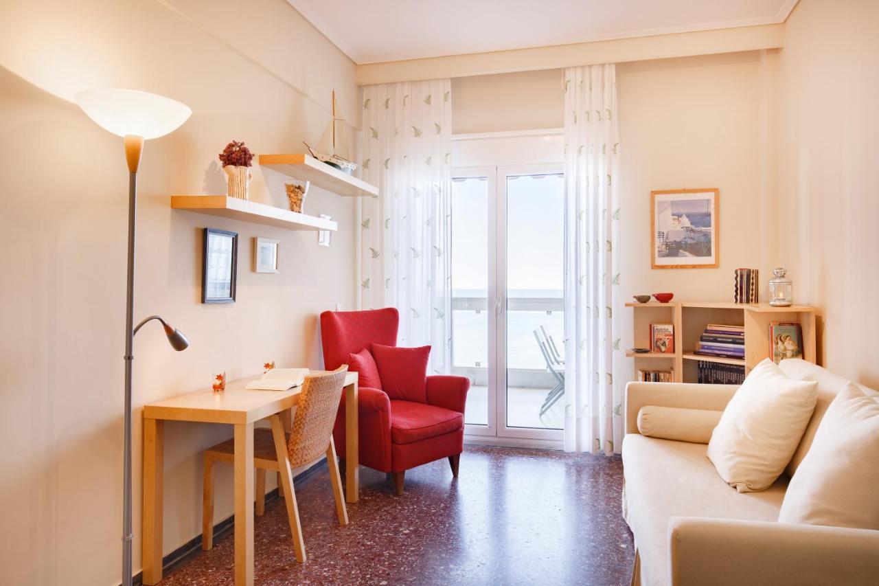 Metaxa Seafront Apartment Peraía Buitenkant foto